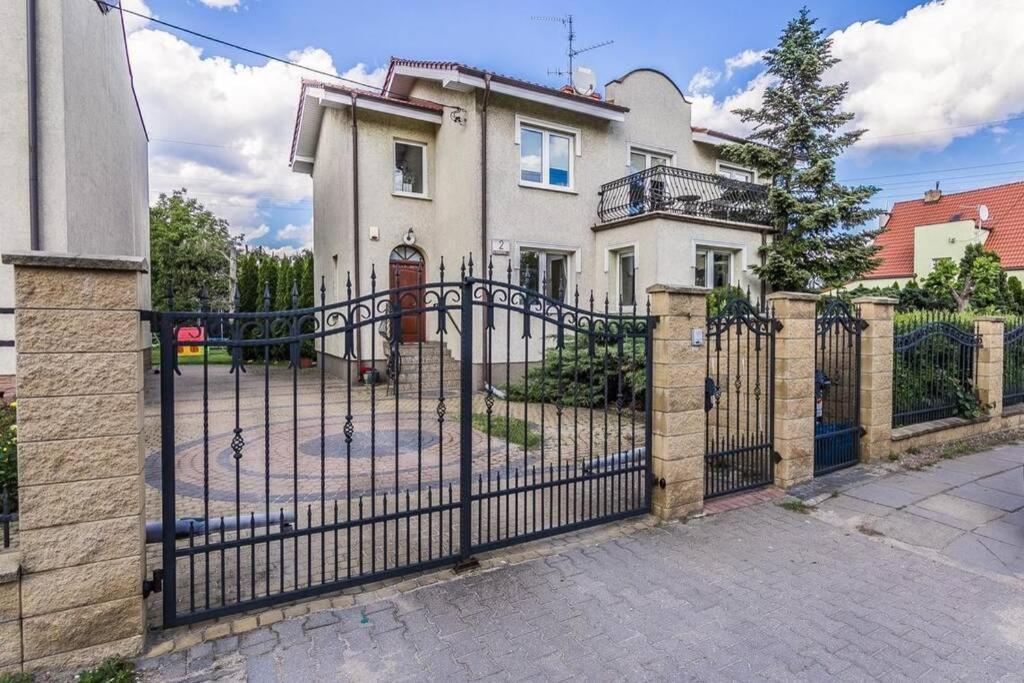 Happiness House Balcony & Nice Garden Гданьск Экстерьер фото